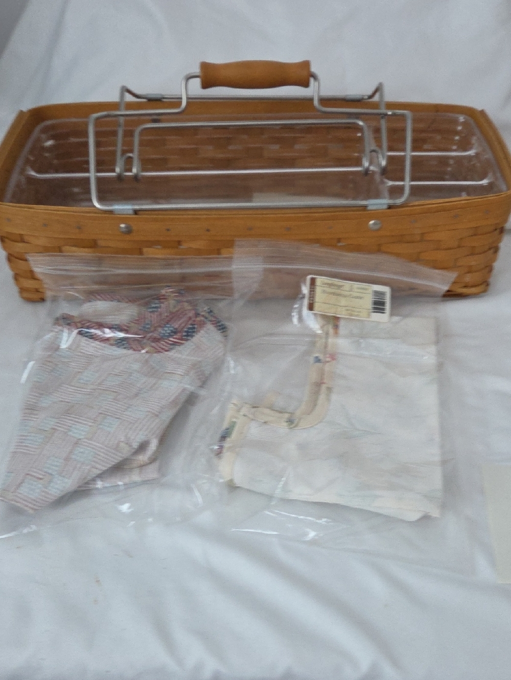 Longaberger Hostess Household Caddy, With 2 Protectors And 2 Liners.